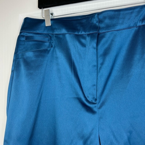 𝅺New York and company satin pant - Picture 7 of 11